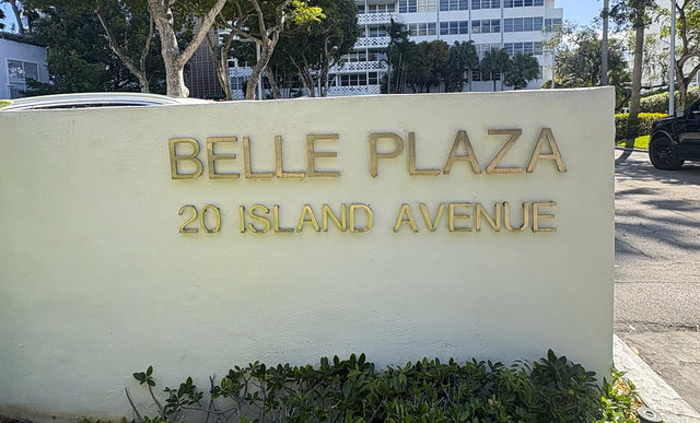 Belle Plaza Condo photo 2